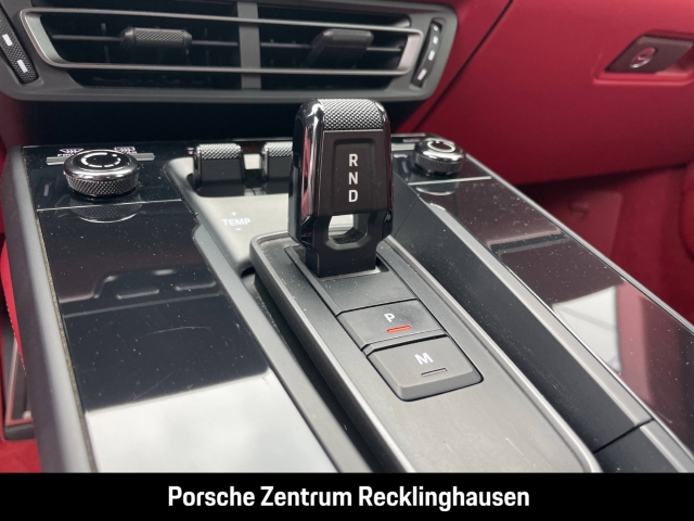 Porsche 992 911 Targa 4 GTS Burmester Sportabgasanlage