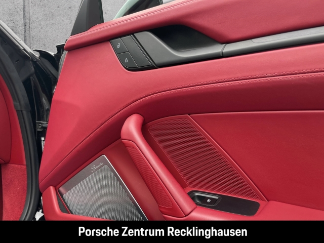 Porsche 992 911 Targa 4 GTS Burmester Sportabgasanlage