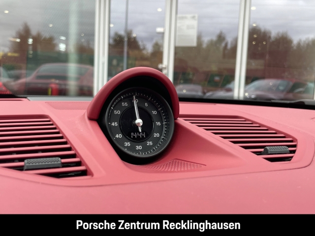 Porsche 992 911 Targa 4 GTS Burmester Sportabgasanlage