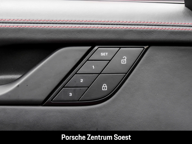 Porsche 911 Targa 4 GTS/PDCC/LED-Matrix/Park-Assist/BOSE