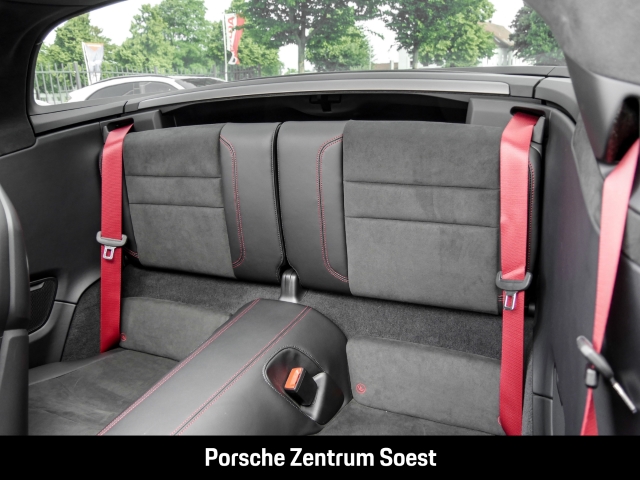 Porsche 911 Targa 4 GTS/PDCC/LED-Matrix/Park-Assist/BOSE