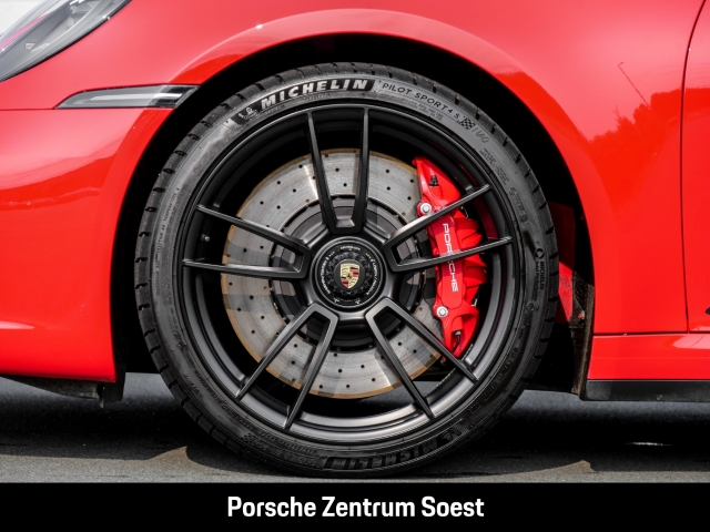 Porsche 911 Targa 4 GTS/PDCC/LED-Matrix/Park-Assist/BOSE