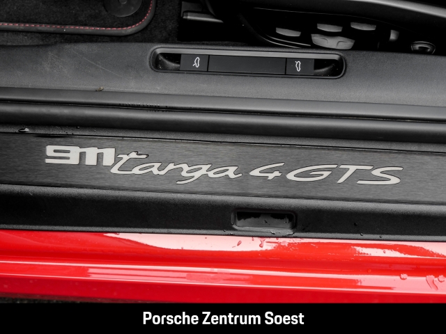Porsche 911 Targa 4 GTS/PDCC/LED-Matrix/Park-Assist/BOSE