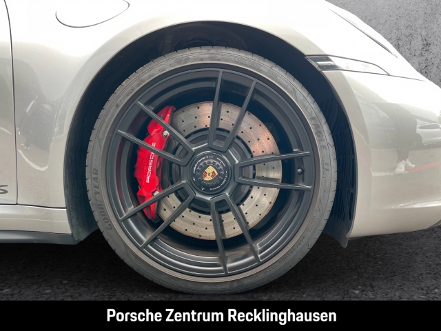 Porsche 992 911 Targa 4 GTS Sportabgas SurroundView BOSE
