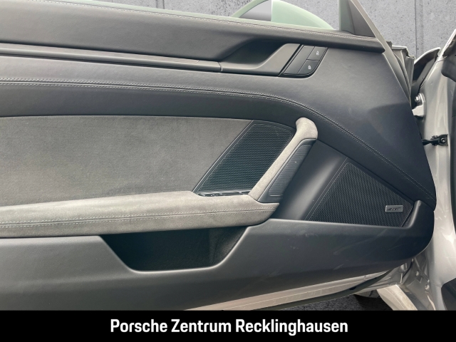 Porsche 992 911 Targa 4 GTS Sportabgas SurroundView BOSE