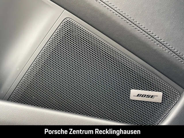 Porsche 992 911 Targa 4 GTS Sportabgas SurroundView BOSE
