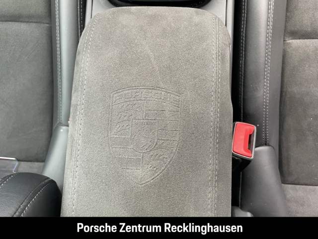 Porsche 992 911 Targa 4 GTS Sportabgas SurroundView BOSE