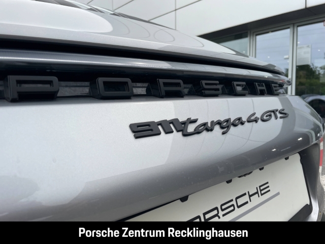 Porsche 992 911 Targa 4 GTS Sportabgas SurroundView BOSE