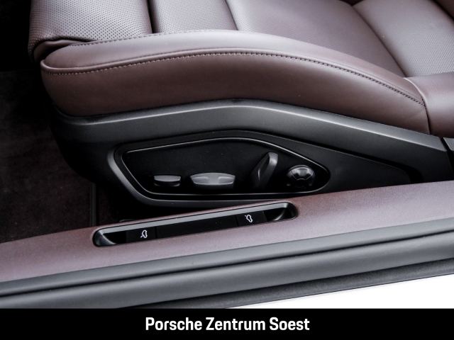 Porsche 992 Carrera Cabriolet/21-Zoll/Sport-Chrono/BOSE