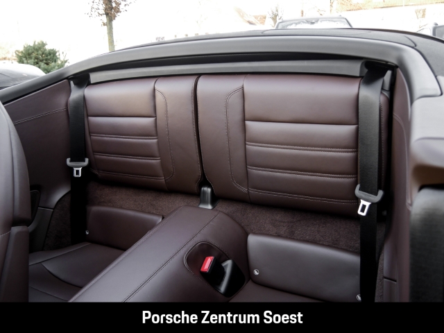 Porsche 992 Carrera Cabriolet/21-Zoll/Sport-Chrono/BOSE
