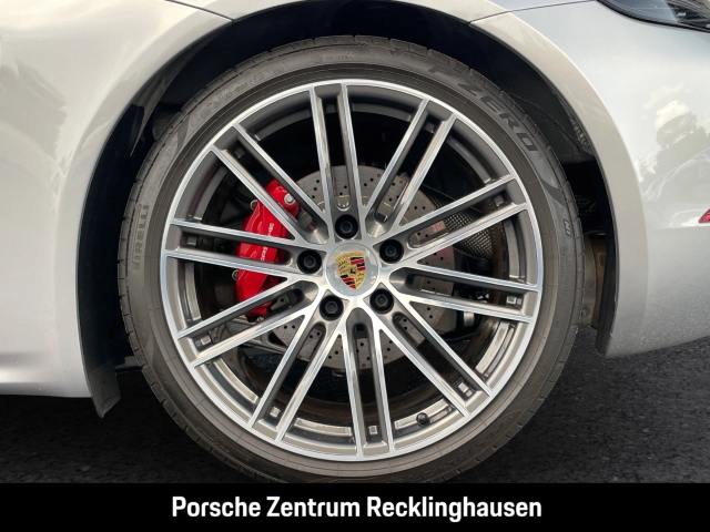 Porsche Boxster 718 GTS 4.0 Sitzbelüftung BOSE PASM 20''