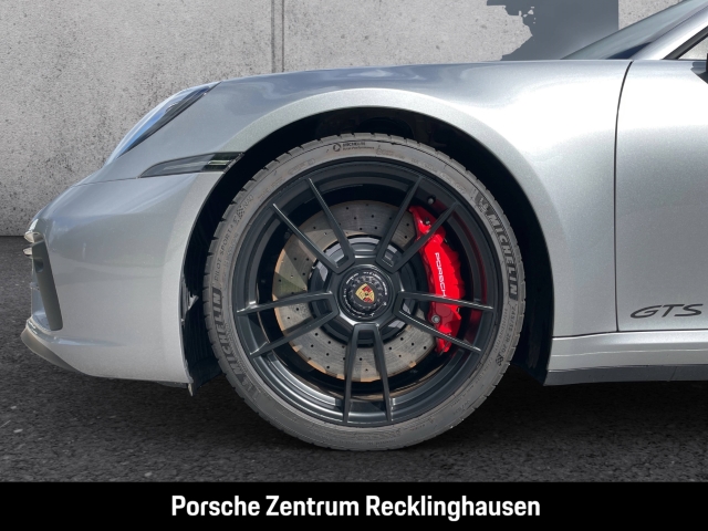 Porsche 992 911 Targa 4 GTS BOSE Surround View LED