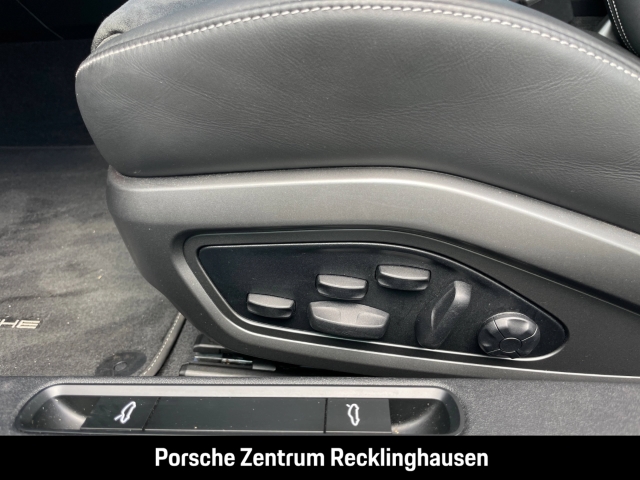 Porsche 992 911 Targa 4 GTS BOSE Surround View LED
