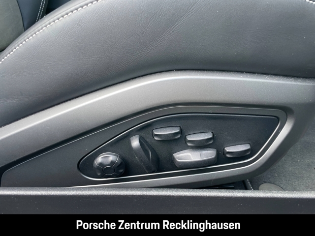 Porsche 992 911 Targa 4 GTS BOSE Surround View LED