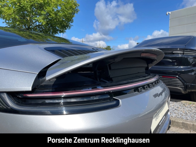 Porsche 992 911 Targa 4 GTS BOSE Surround View LED