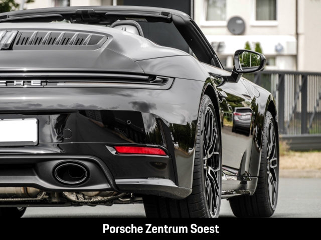 Porsche 992 .2 Carrera Cabriolet/Sport-Chrono/Burmester