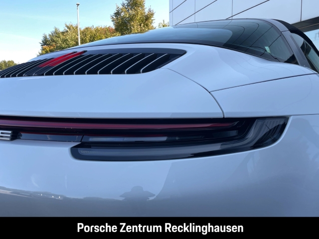 Porsche 992 911 Targa 4S Burmester Sportabgasanlage