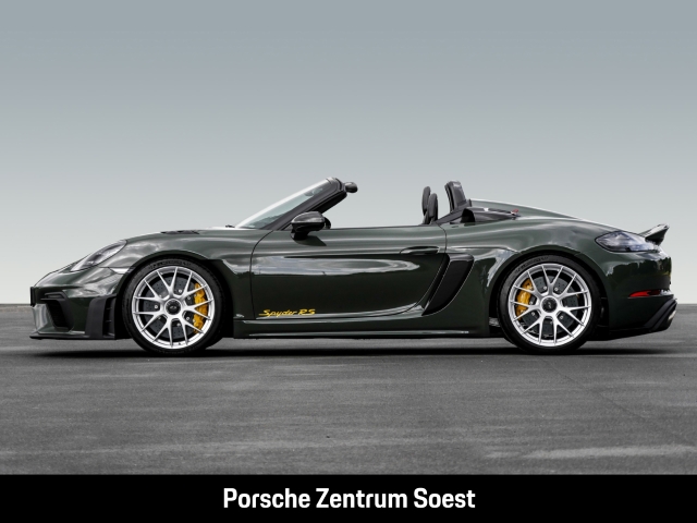 Porsche 718 Spyder RS/schwarzoliv/Weissach/Keramik/BOSE