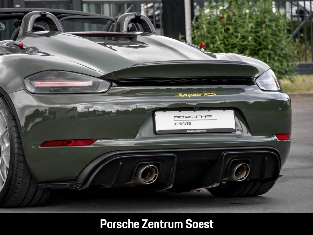 Porsche 718 Spyder RS/schwarzoliv/Weissach/Keramik/BOSE