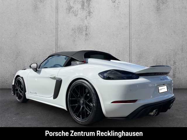 Porsche 718 Spyder RS Liftsystem-VA Weissach-Paket BOSE
