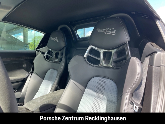 Porsche 718 Spyder RS Liftsystem-VA Weissach-Paket BOSE