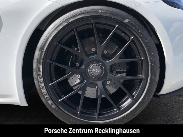 Porsche 718 Spyder RS Liftsystem-VA Weissach-Paket BOSE