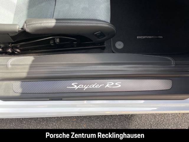 Porsche 718 Spyder RS Liftsystem-VA Weissach-Paket BOSE