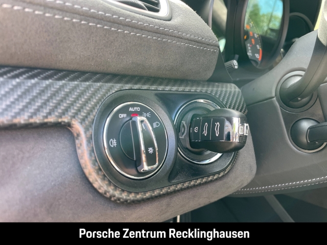 Porsche 718 Spyder RS Liftsystem-VA Weissach-Paket BOSE