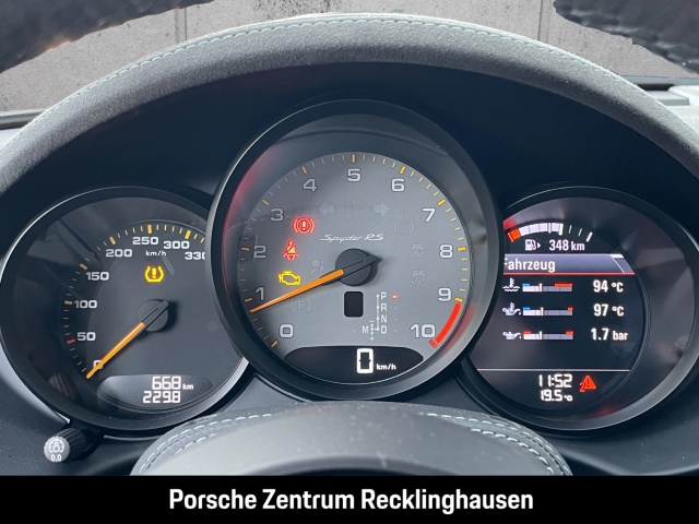 Porsche 718 Spyder RS Weissach-Paket Liftsystem-VA BOSE