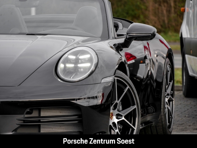 Porsche 992 Carrera Cabriolet/21-Zoll/Sport-Chrono/BOSE