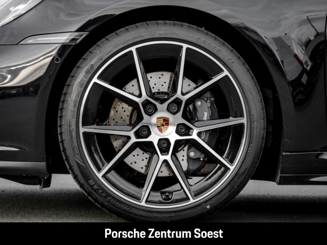 Porsche 992 Carrera Cabriolet/21-Zoll/Sport-Chrono/BOSE