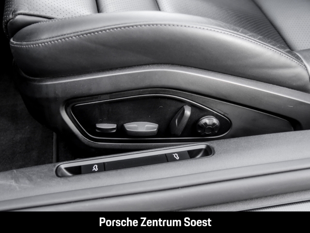 Porsche 992 .2 Carrera Cabriolet/Sport-Chrono/BOSE