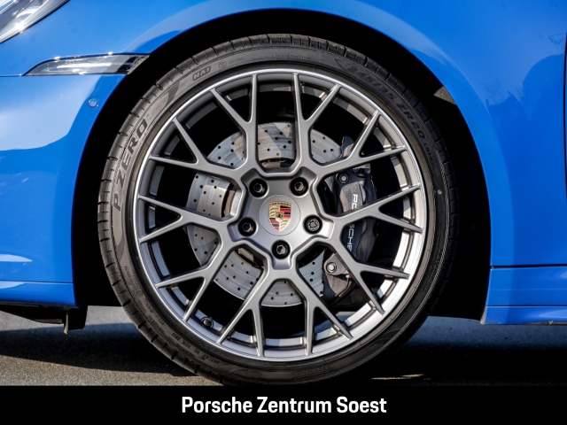 Porsche 992 .2 Carrera Cabriolet/Sport-Chrono/BOSE