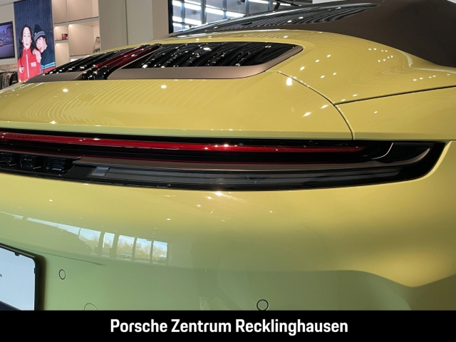 Porsche 992 911 Carrera Cabrio Sportabgas Surround-View
