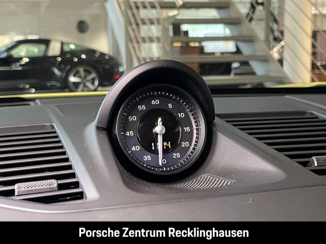 Porsche 992 911 Carrera Cabrio Sportabgas Surround-View