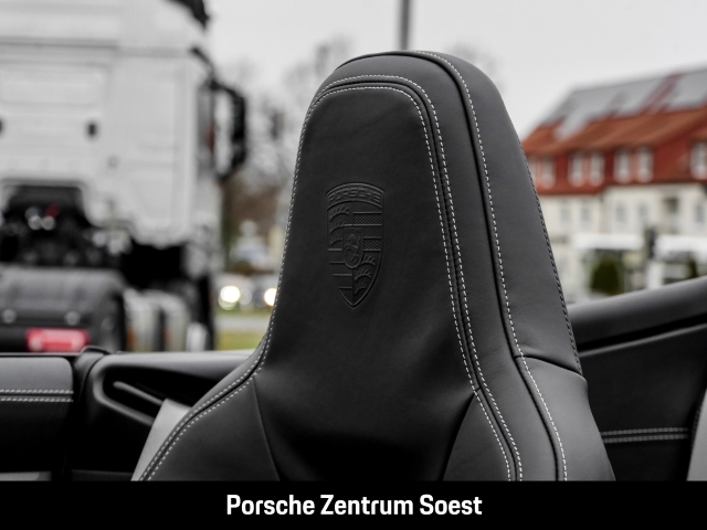 Porsche 992 Carrera Cabriolet/21-Zoll/Sport-Chrono/BOSE