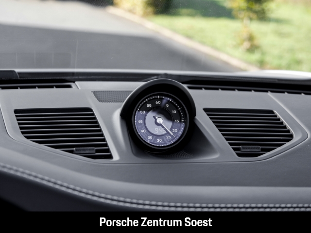 Porsche 992 Carrera Cabriolet/21-Zoll/Sport-Chrono/BOSE