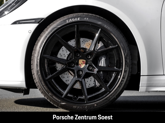 Porsche 992 Carrera Cabriolet/21-Zoll/Sport-Chrono/BOSE