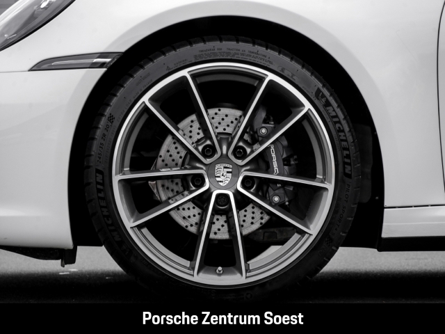 Porsche 992 Carrera Cabriolet/21-Zoll/Sportabgas/BOSE