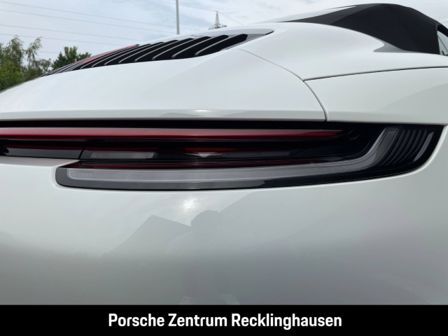 Porsche 992 911 Carrera Cabrio InnoDrive Sportabgas BOSE