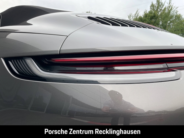 Porsche 992 911 Carrera 4 Cabriolet Nachtsicht PDLS+