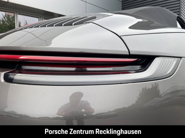 Porsche 992 911 Carrera 4 Cabriolet Nachtsicht PDLS+