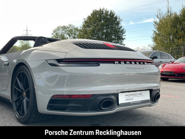 Porsche 992 911 Carrera S Cabrio InnoDrive Sportabgas BOSE