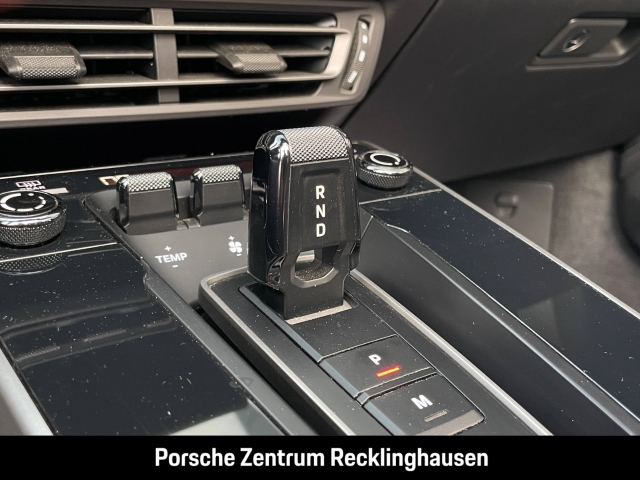 Porsche 992 911 Carrera S Cabrio InnoDrive Sportabgas BOSE