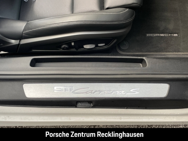 Porsche 992 911 Carrera S Cabrio InnoDrive Sportabgas BOSE