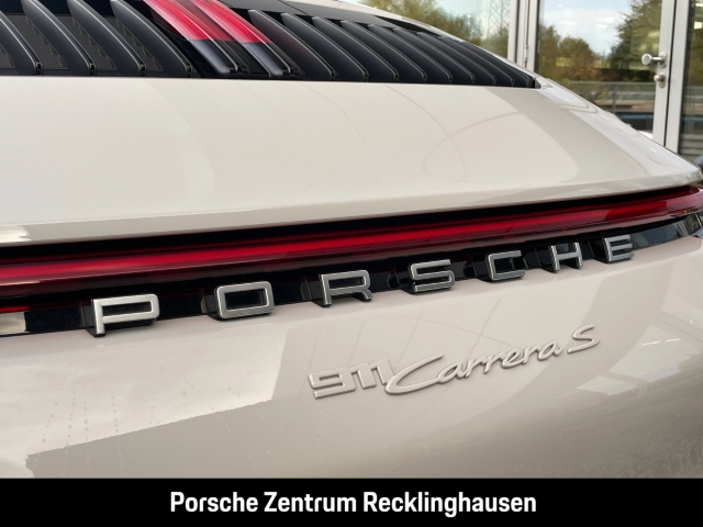 Porsche 992 911 Carrera S Cabrio InnoDrive Sportabgas BOSE