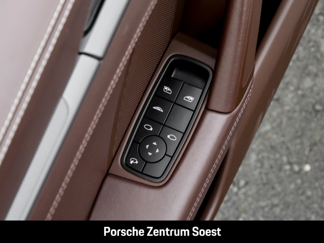 Porsche 992 Carrera 4S Cabriolet/LED-Matrix/Burmester