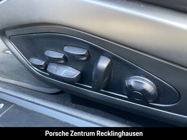 Porsche 992 911 Carrera 4 GTS Cabrio Burmester Clubleder