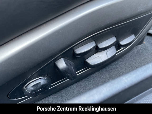 Porsche 992 911 Carrera 4 GTS Cabrio Burmester Clubleder