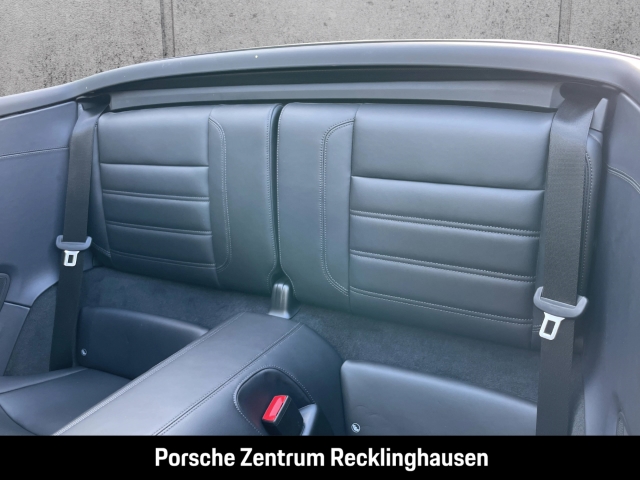 Porsche 992 911 Carrera 4 GTS Cabrio Burmester Clubleder